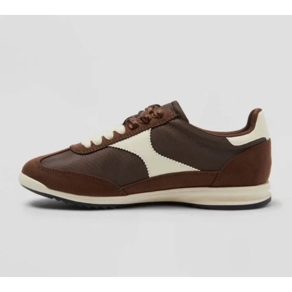 Universal Thread Skylar Jogger Sneakers Brown Cream Lace Up Shoes Womens Size 8 - Picture 2 of 4